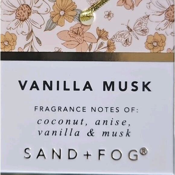 Sand And Fog Vanilla Musk Eau de Parfum Perfume Oil Dropper 1.7 oz New - Picture 3 of 3